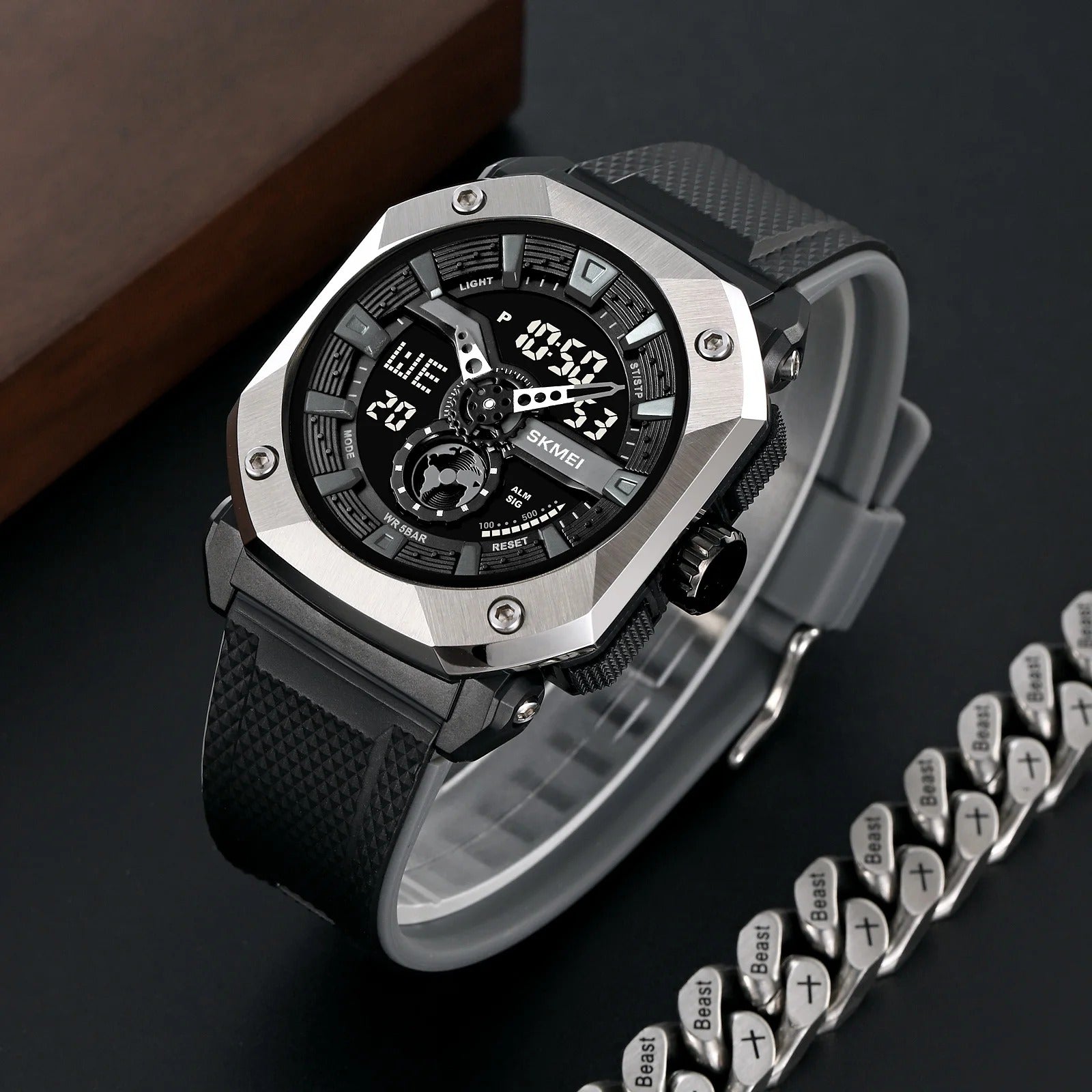 SKMEI - 2272 - Rugged Luxury Sports Watch - Silver/Black image 4