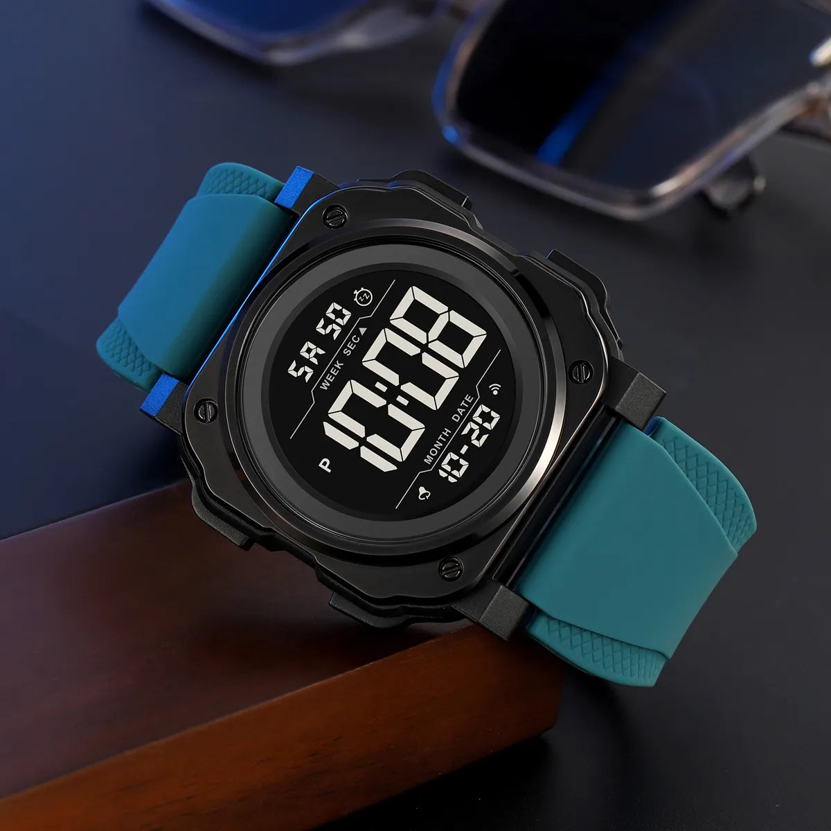 SKMEI 2511 Bold Round Digital Sports Watch - LakeBlue