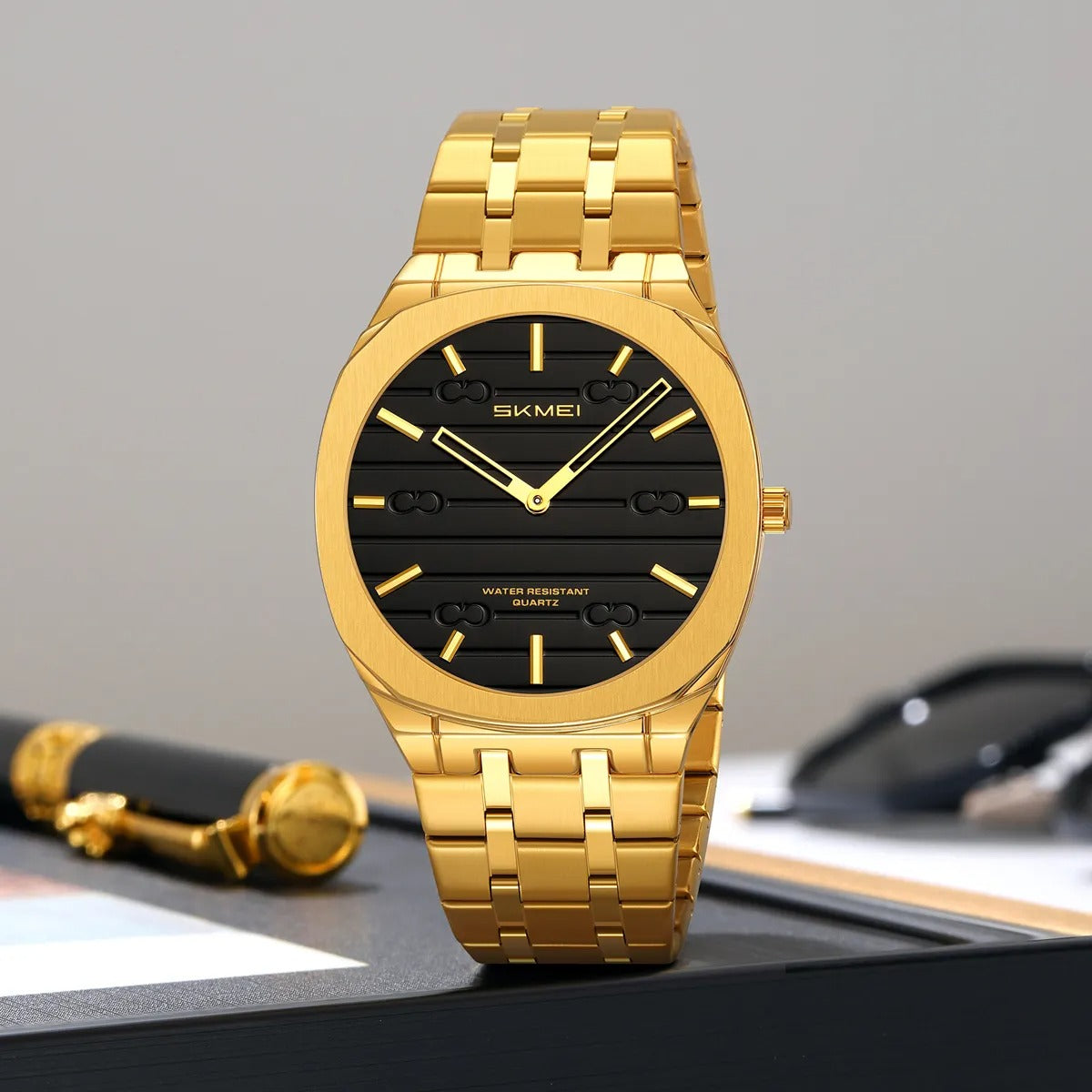 SKMEI - 9372 - Imperial Time Quartz Watch - Gold/Black image 1