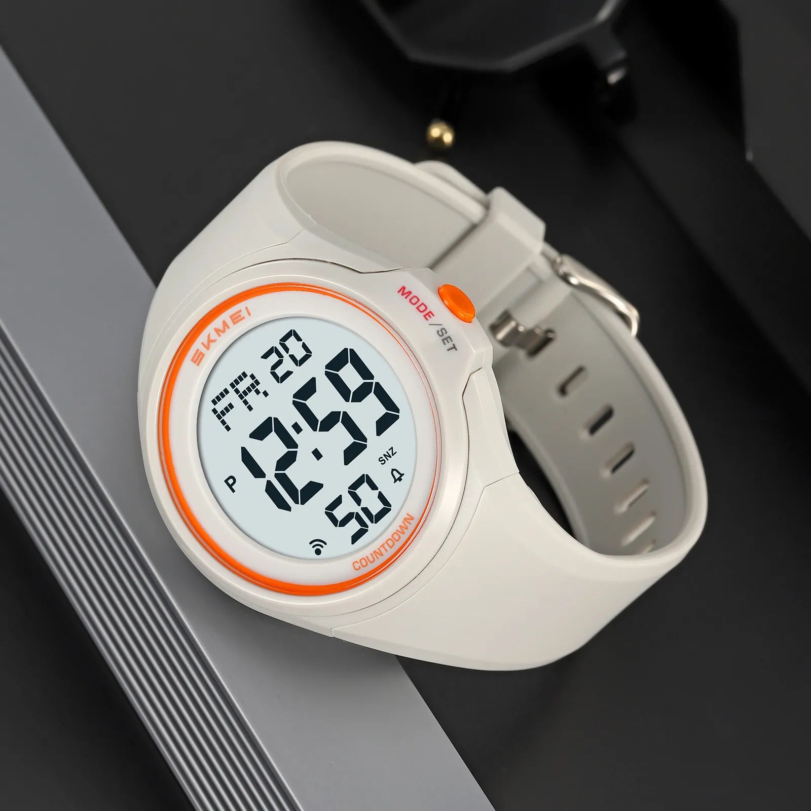 SKMEI 2560 Digital Sports Watch - Grey