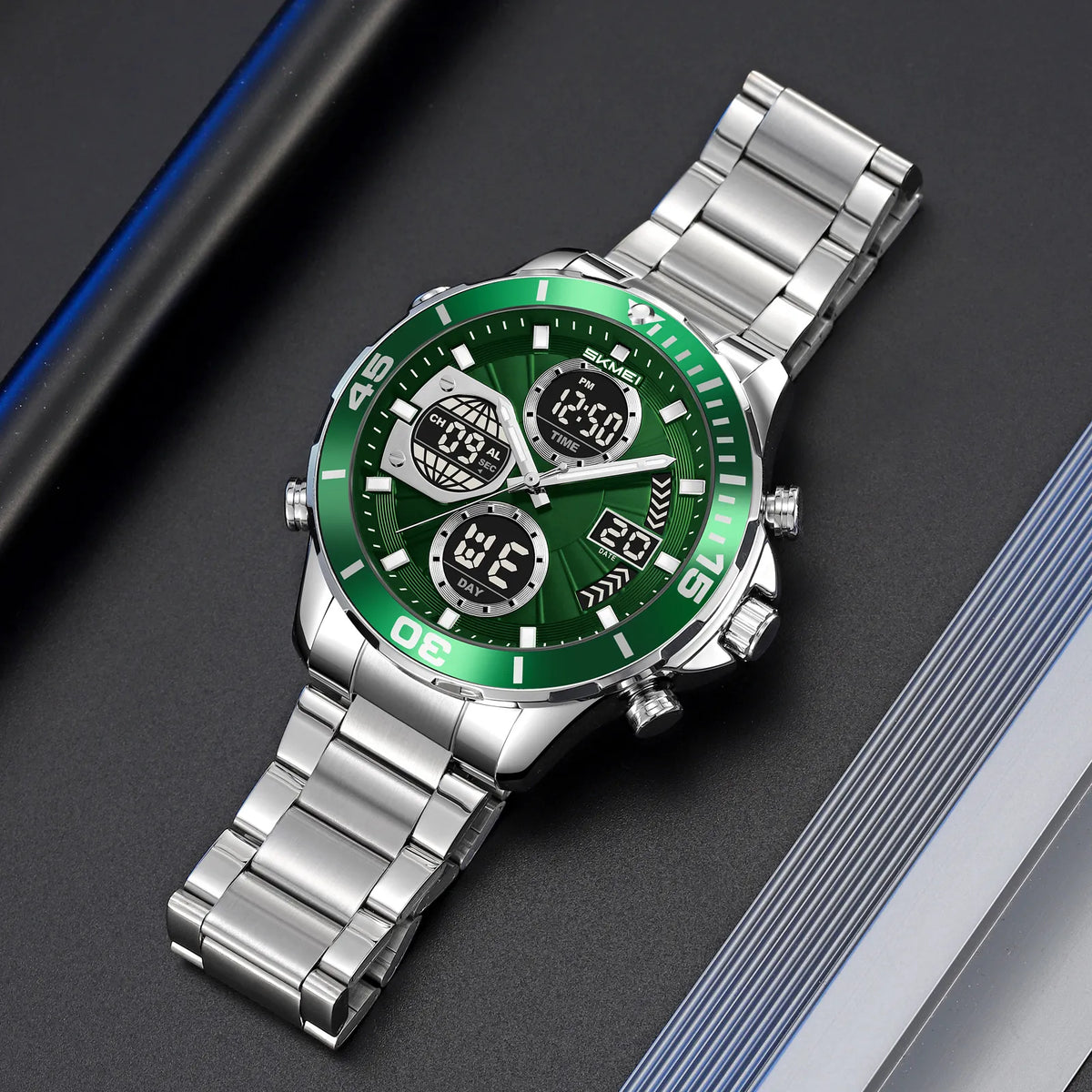 SKMEI 2621 Digital Analog Stainless Steel Watch - Silver/Green