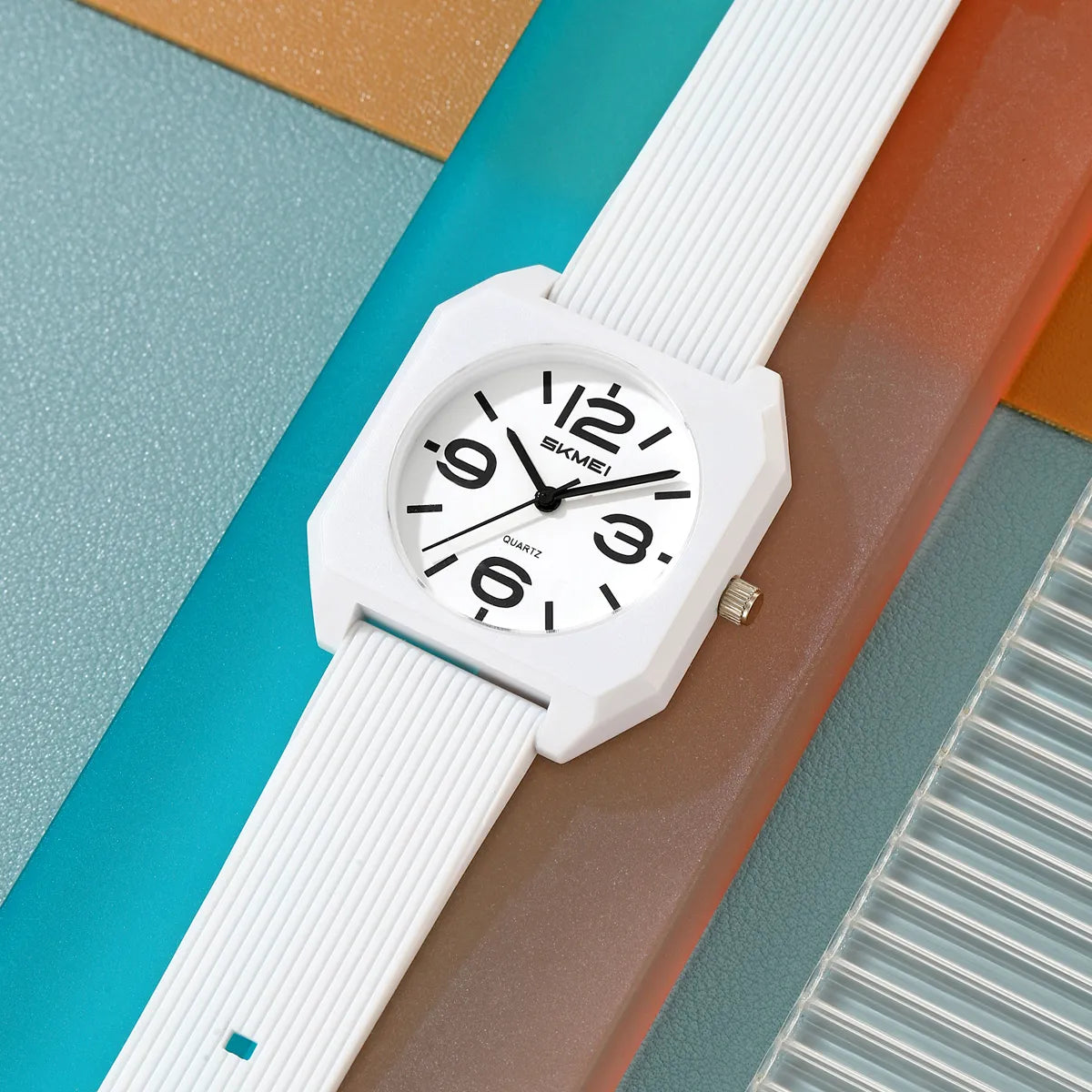 SKMEI 2642 Casual Quartz Watch - White