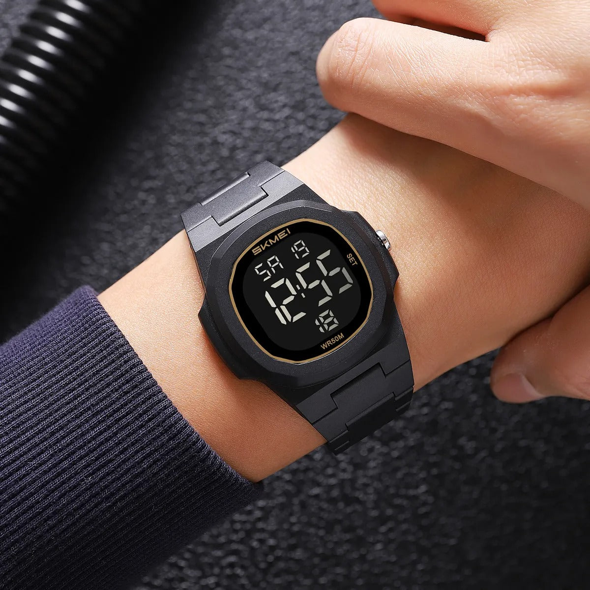 SKMEI 2428 Digital Casual Sports Watch - black/gold image 2