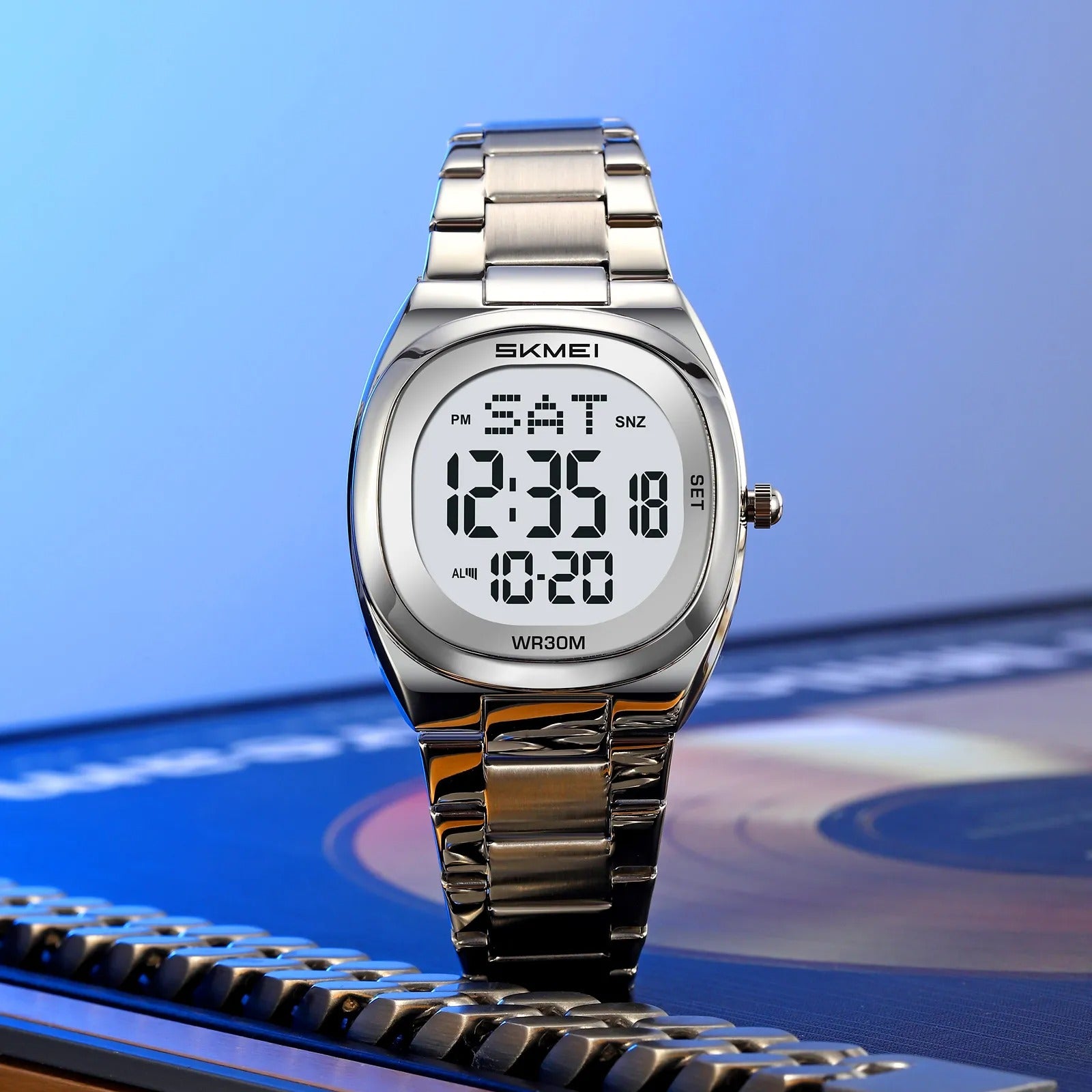 Skmei – 2419 – Classic Digital Vintage Watch – Silver image 2