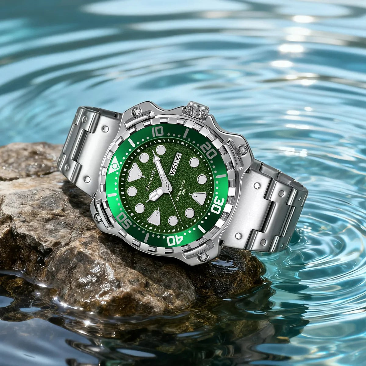 Skmei – 9385 – Luxury Stainless Steel Watch – Silver/Green image 2