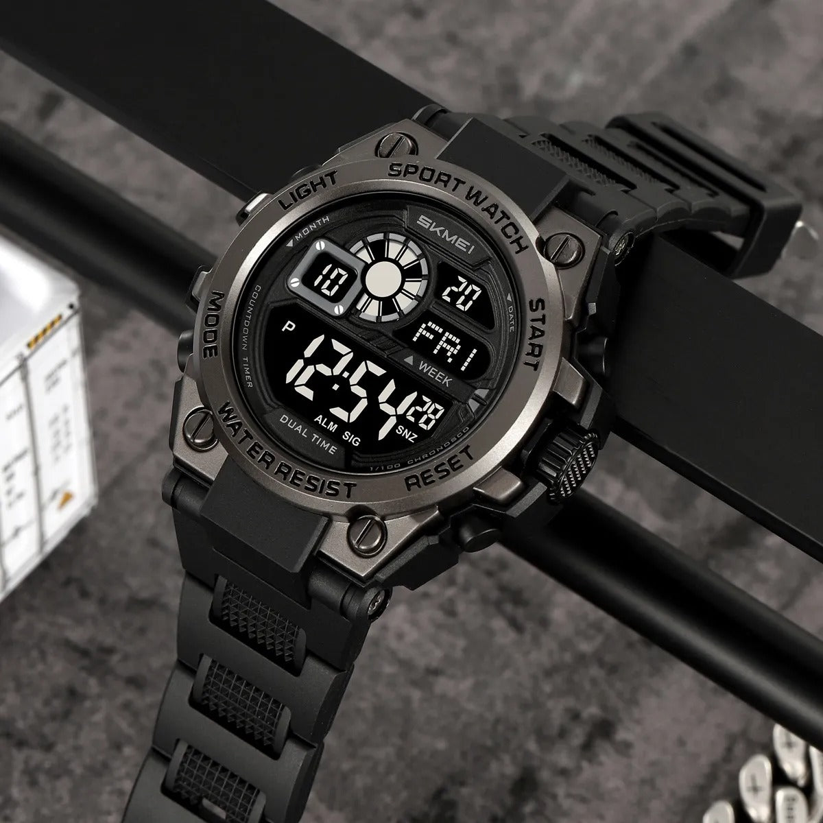 SKMEI 2318 Rugged Digital Sport Watch - black/black image 1