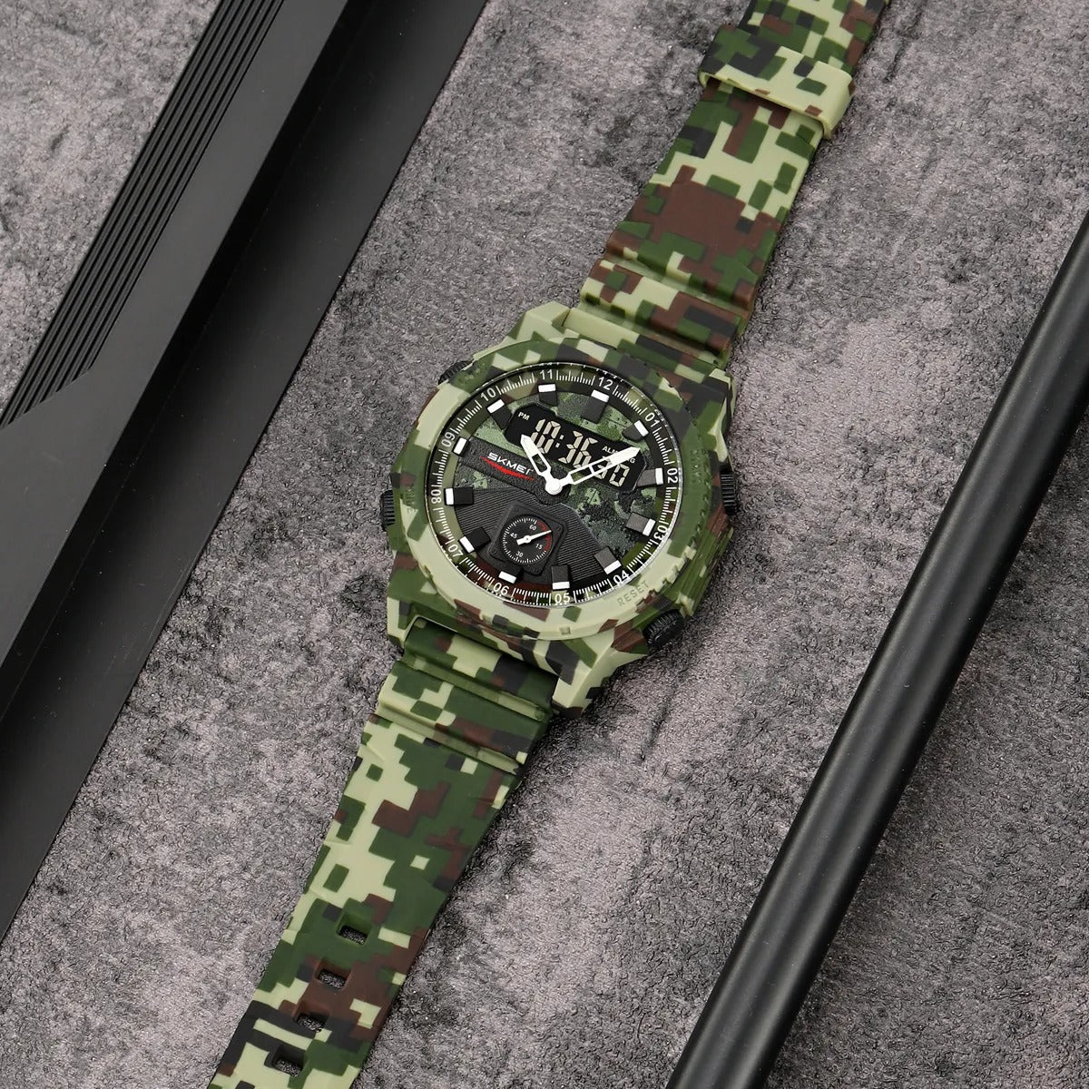 SKMEI - 2355 - Tactical Sports Digital Watch - ArmyCamo image 3