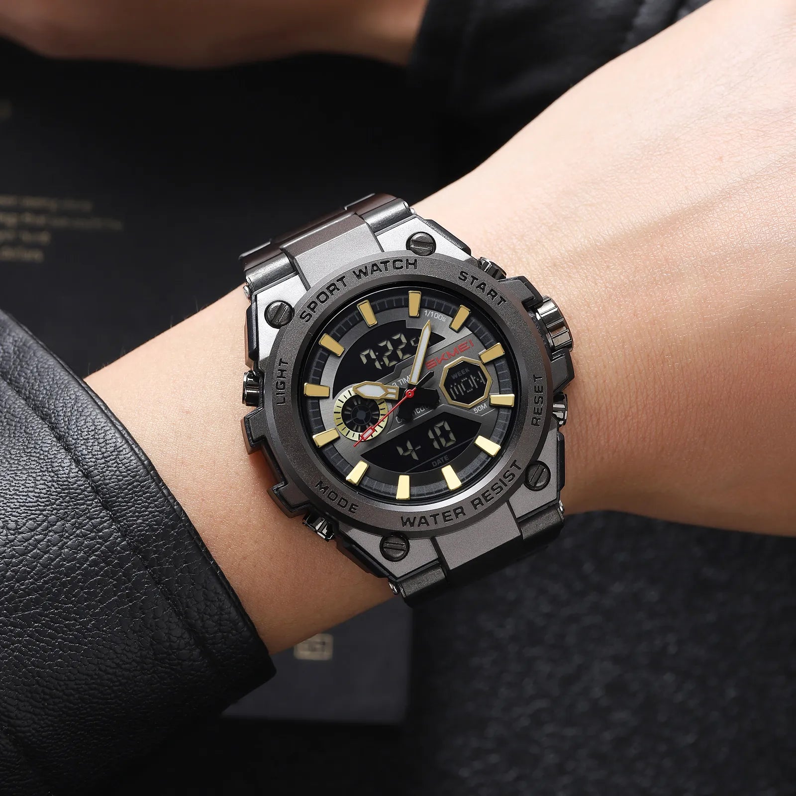 SKMEI - 2416 - Dual Display Sports Watch - black/gold image 4