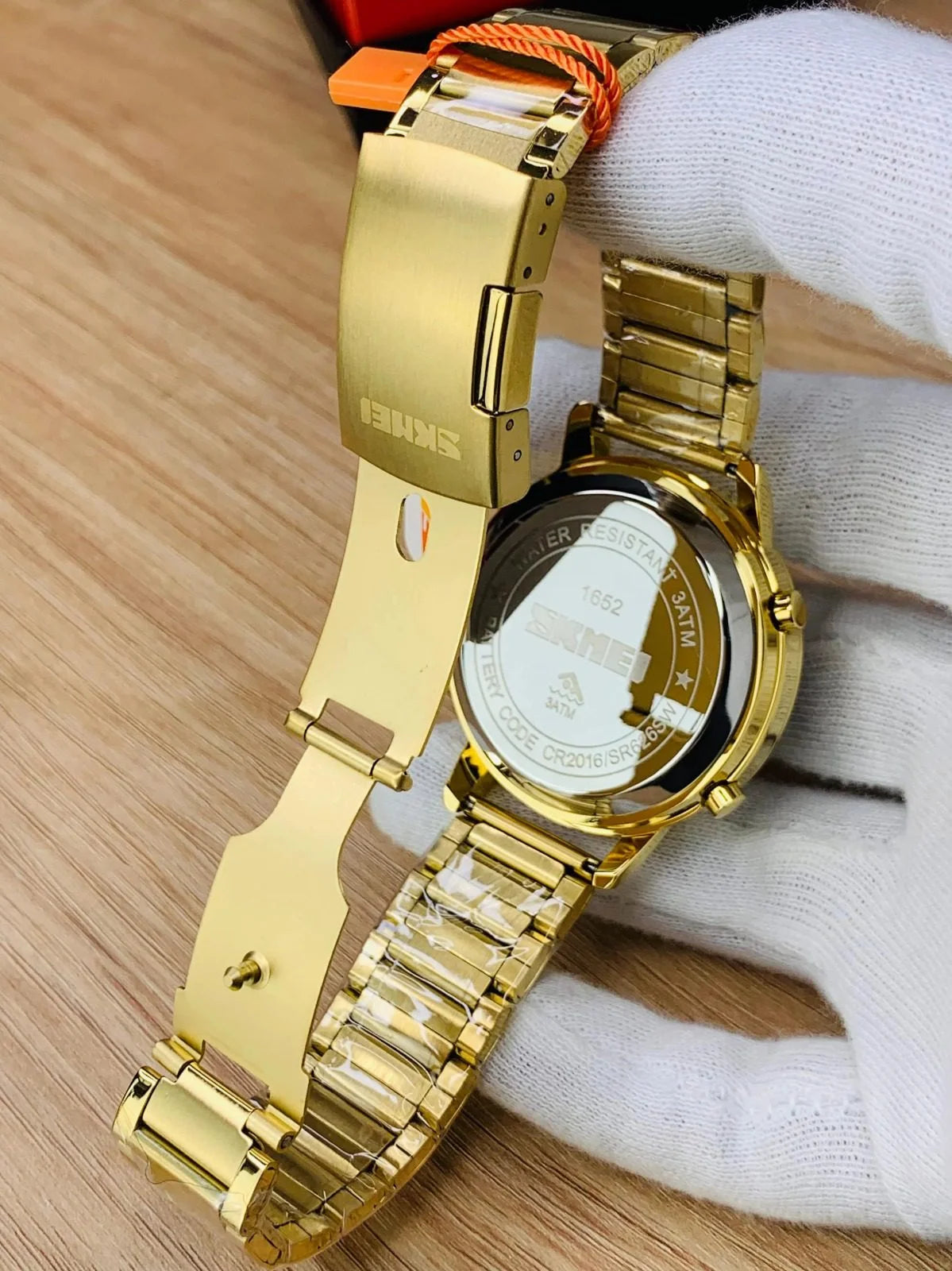 Skmei - 1652 (Chain) - Multifunctional Waterproof - Gold/White-Steel image 6
