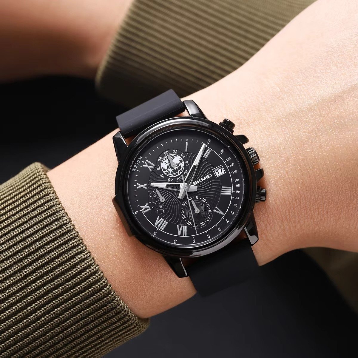 2468 (3) SKMEI - 2468 - Luxury Analog Quartz Chronograph Watch - black/black-black - Image 2